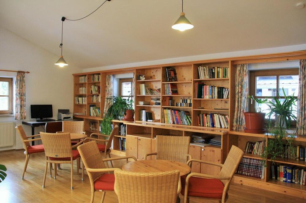 Seminarhaus Grainau Vandrehjem Eksteriør billede